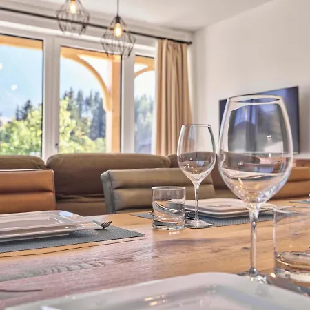 Panorama Alpine Living 201 *